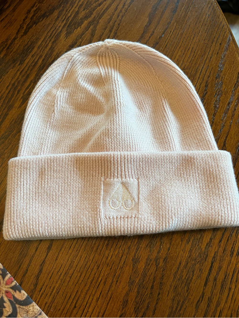 Moose Knuckles Kids Beanie — Pale Pink